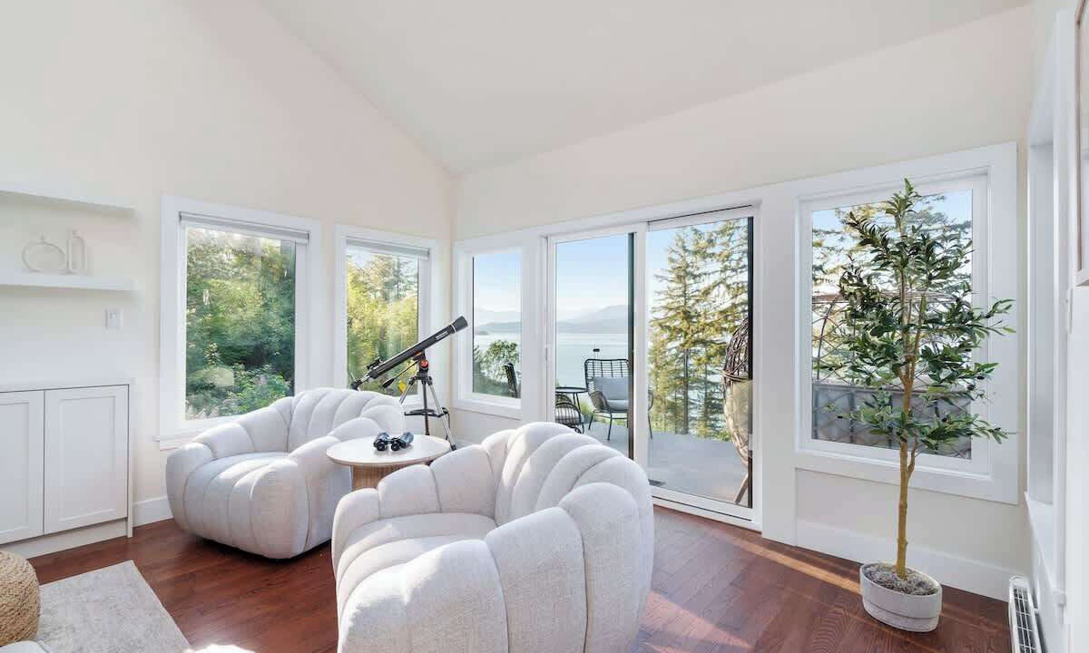 Photo of Livingroom in Vancouver