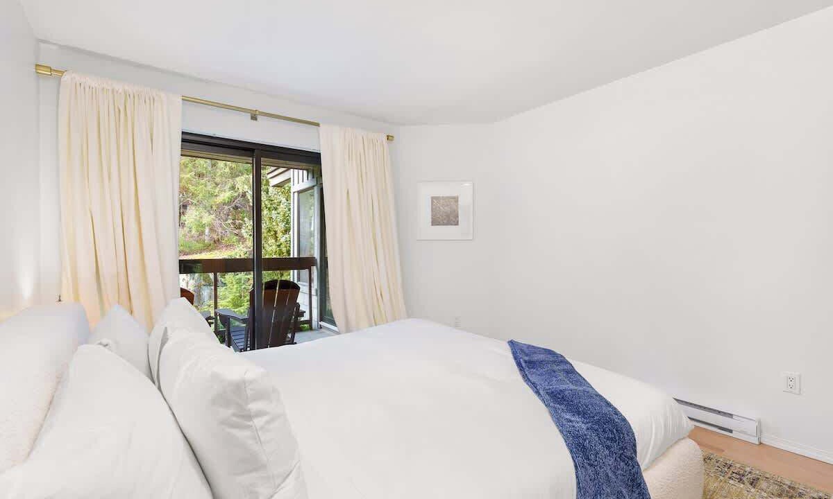 Photo of Bedroom in Blueberry Hill
