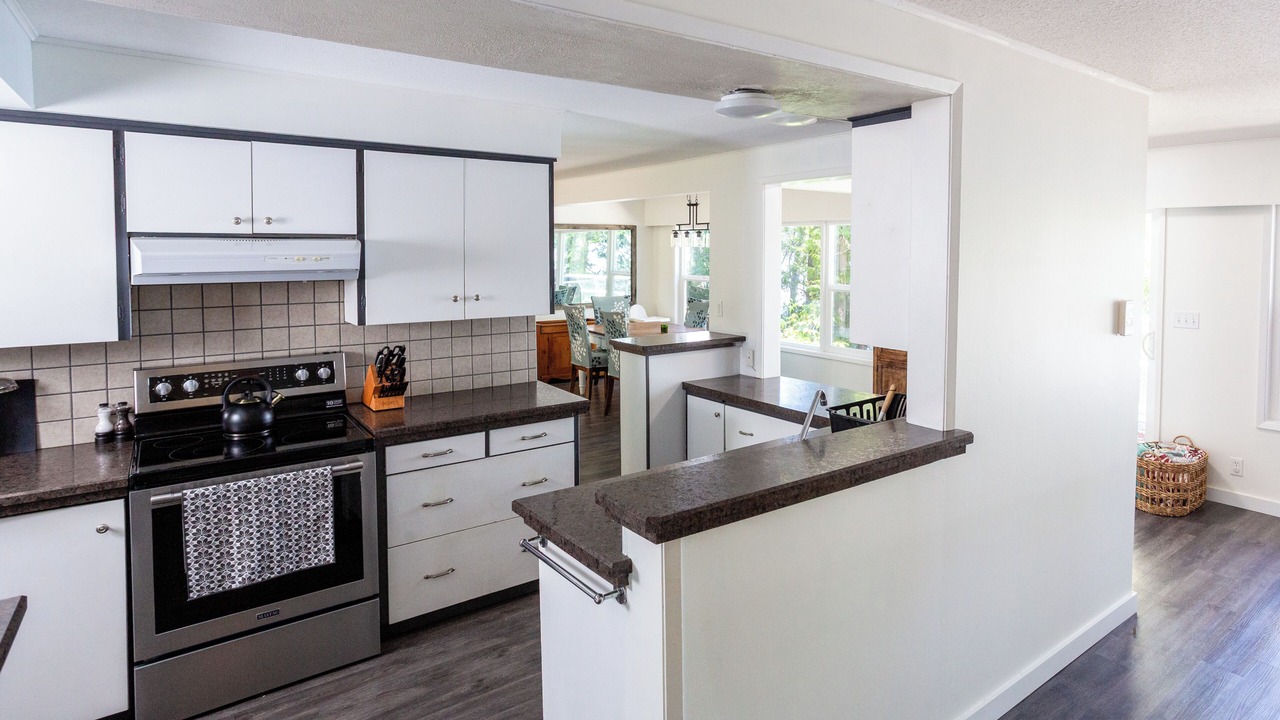 Photo of Kitchen in Port Alberni