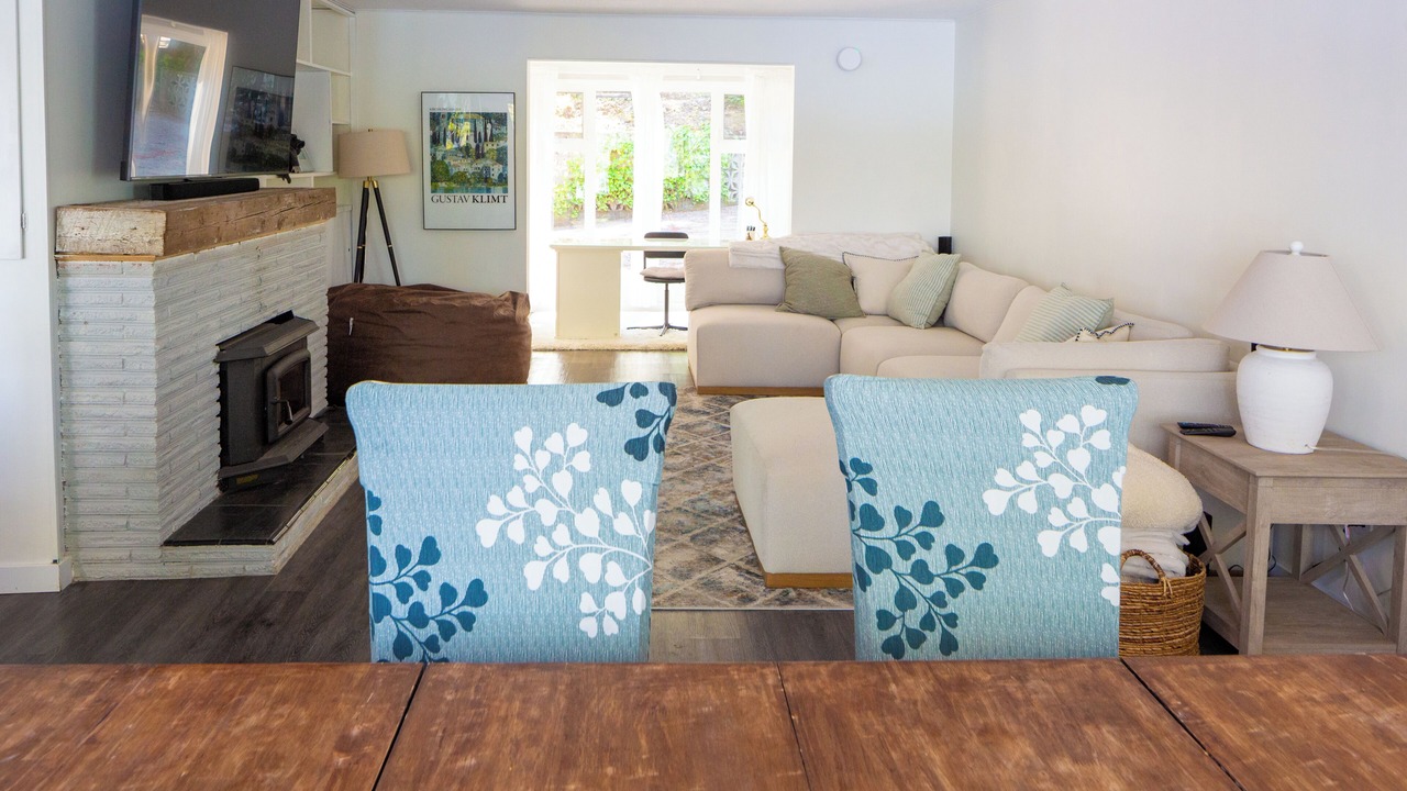 Photo of Livingroom in Port Alberni