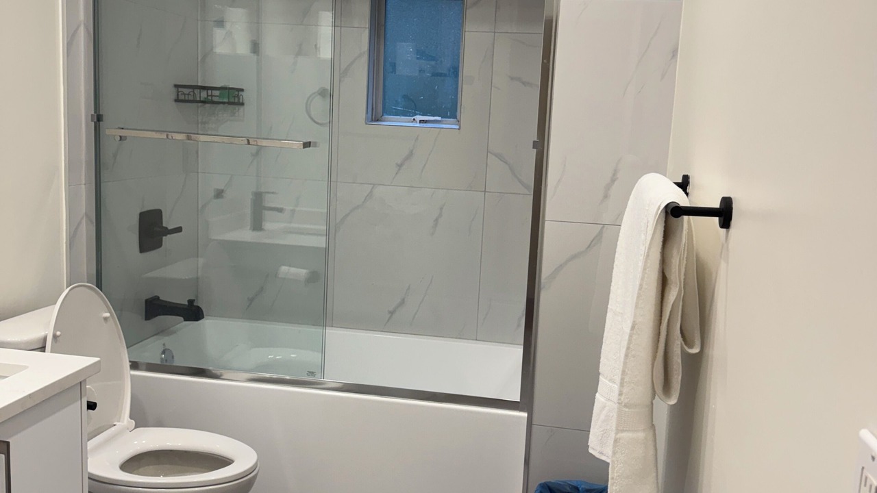 Photo of Bathroom in Sunshine Valley