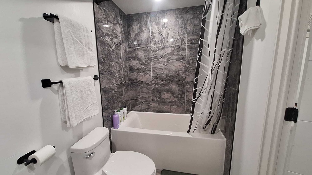 Photo of Bathroom in Leduc
