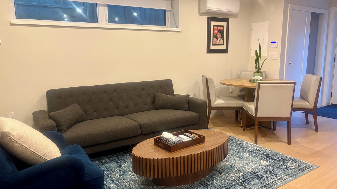 Photo of Livingroom in Shaughnessy