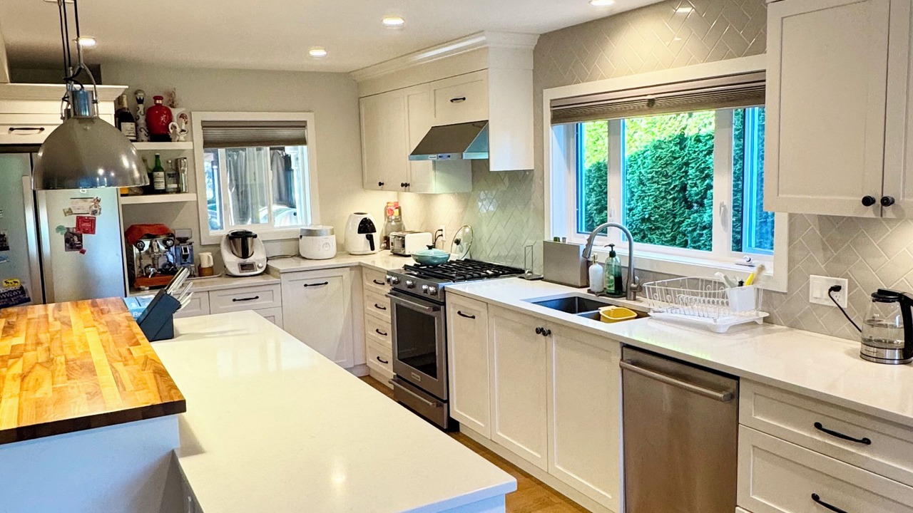 Photo of Kitchen in Hollyburn