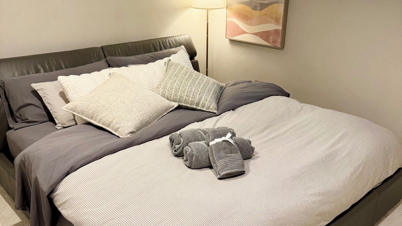 Photo of Bedroom in Hollyburn