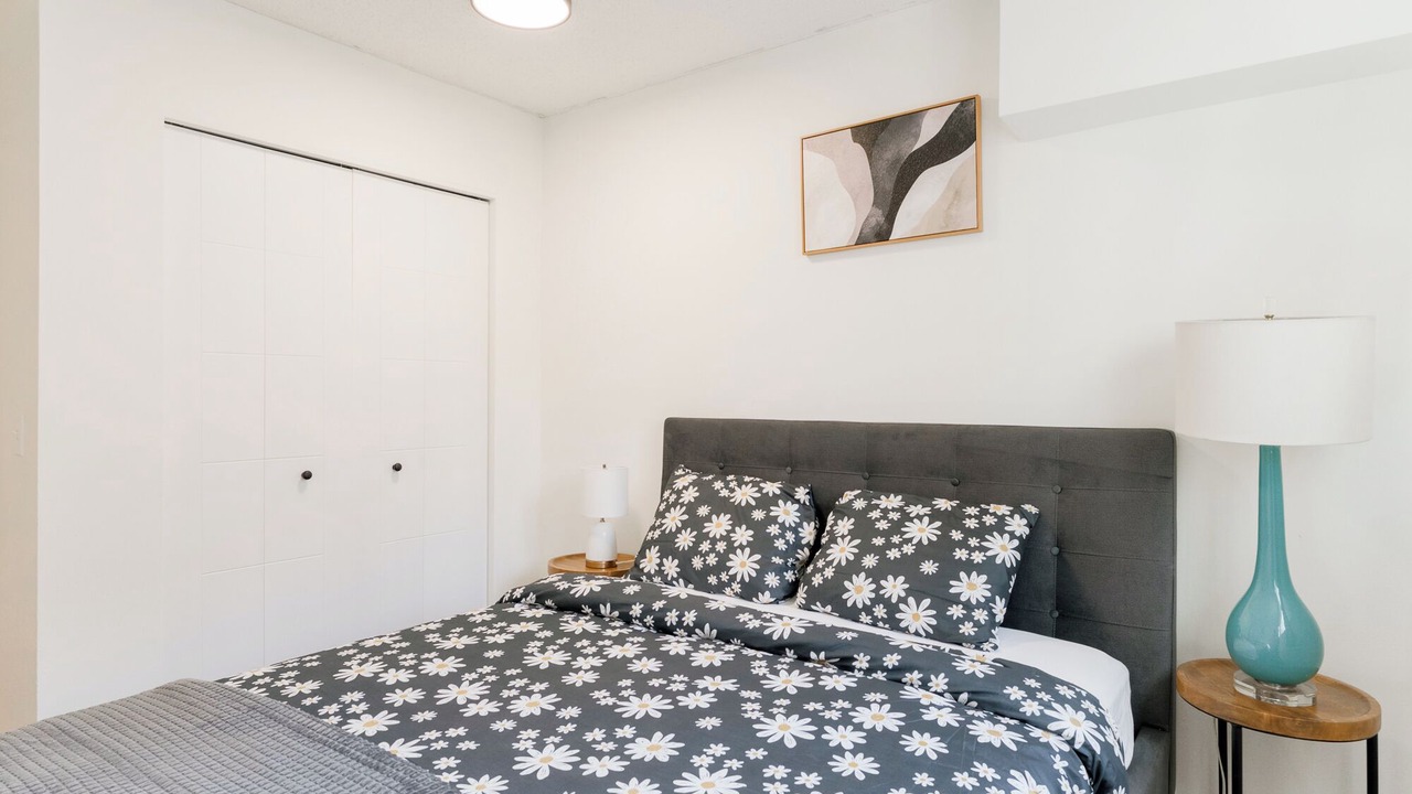 Photo of Bedroom in Crescent Heights