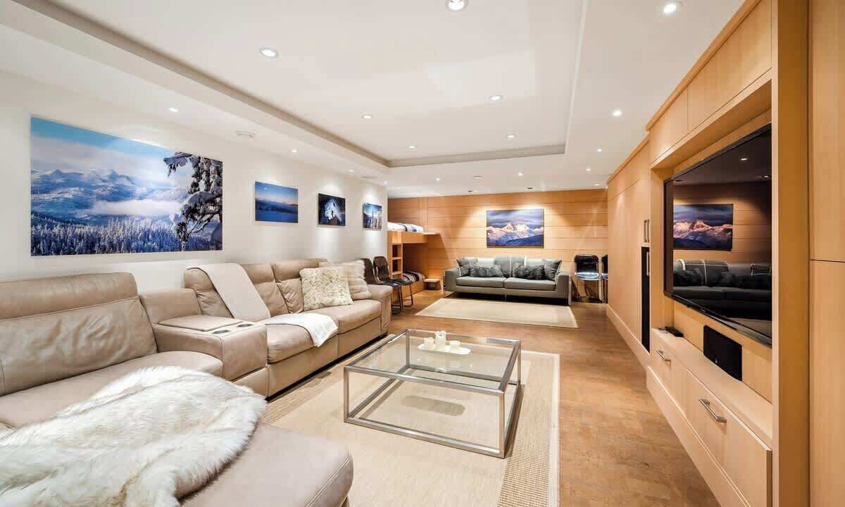 Photo of Bedroom in Whistler Creekside
