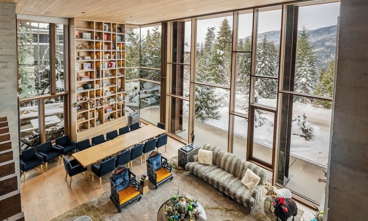 Photo of Livingroom in Whistler Creekside