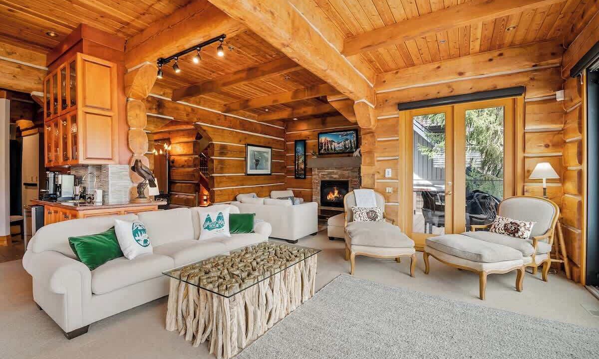 Photo of Livingroom in Blueberry Hill