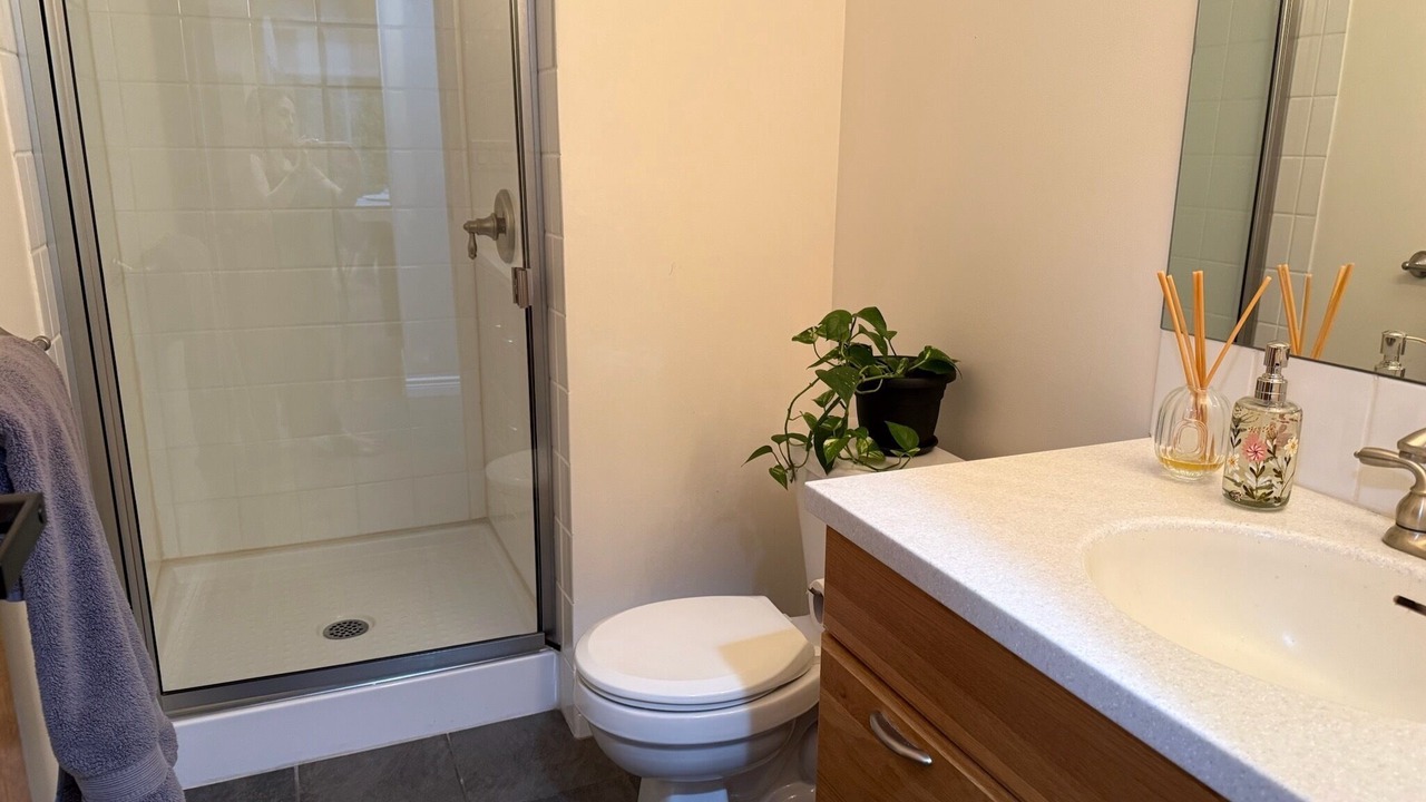 Photo of Bathroom in Canyon Heights