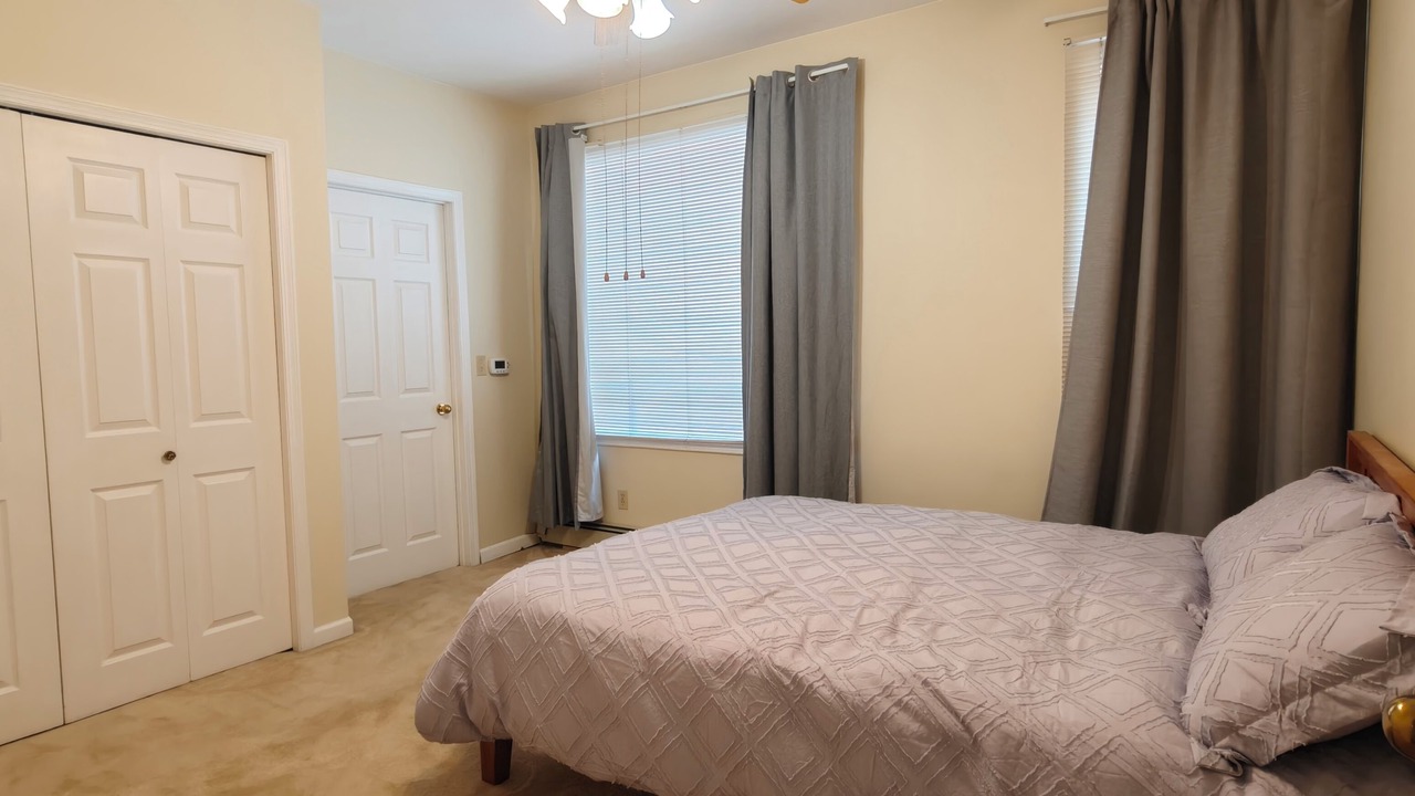 Photo of Bedroom in Connaught