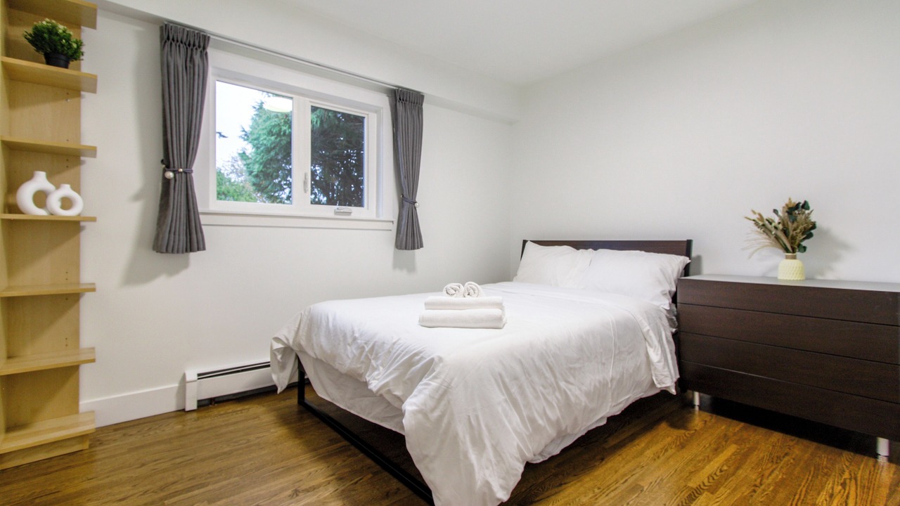Photo of Bedroom in Delta