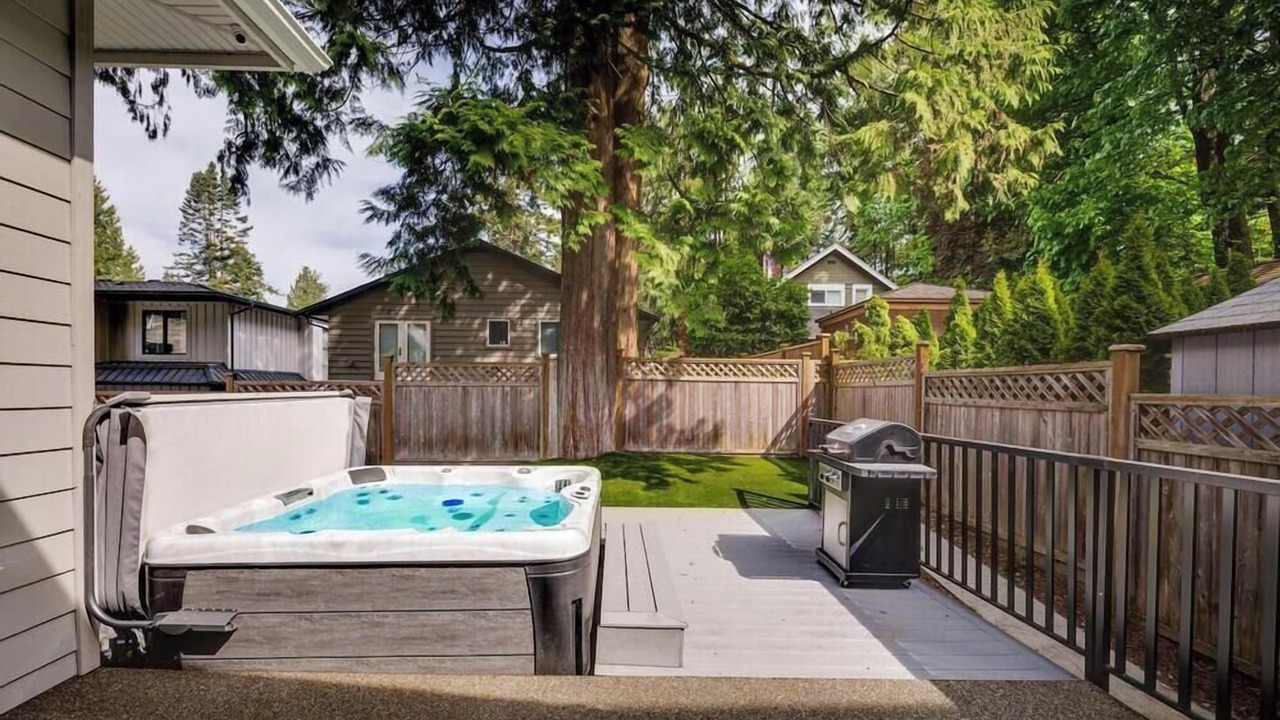 Photo of Patio Balcony in Crescent Beach