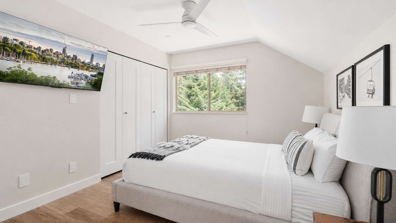 Photo of Bedroom in Village North