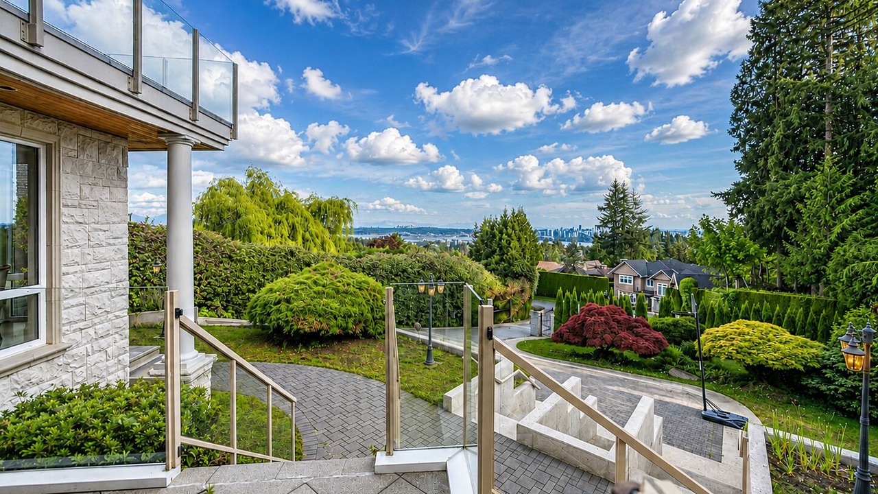 Photo of Outdoor in West Vancouver