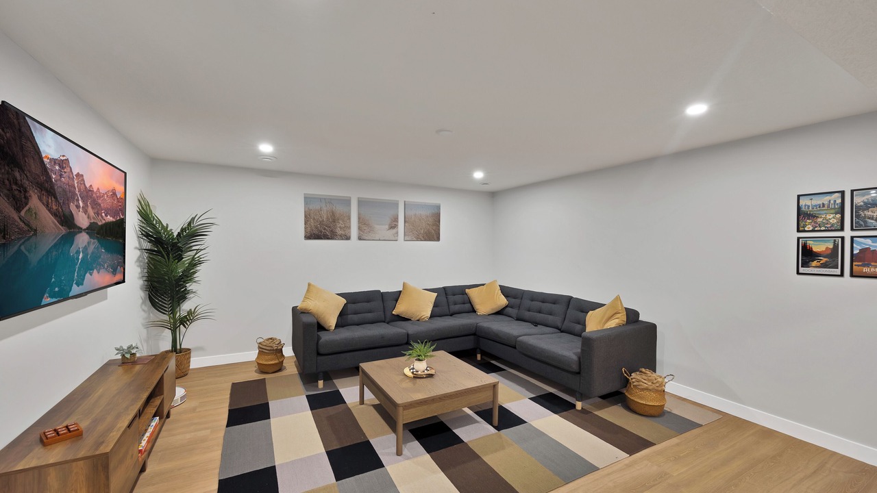 Photo of Livingroom in Southwest Calgary