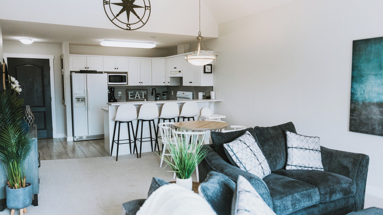 Photo of Livingroom in Sicamous