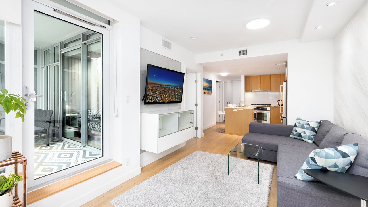 Photo of Livingroom in Southeast False Creek