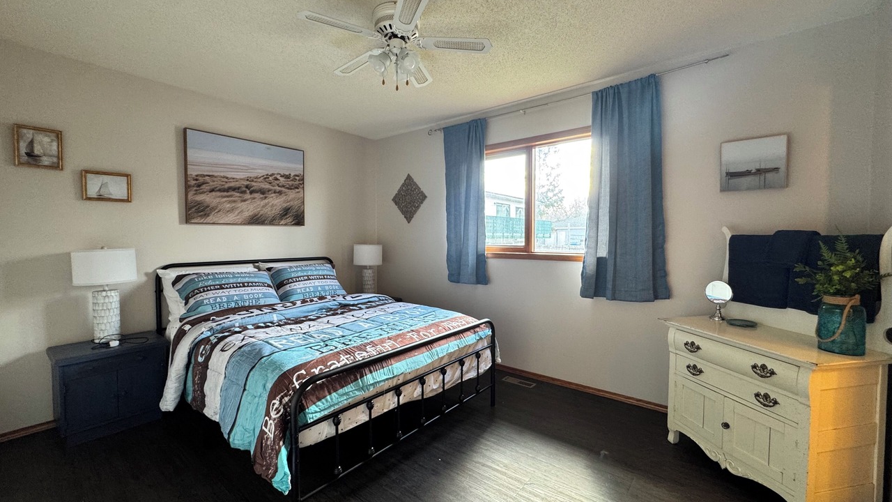 Photo of Bedroom in Sylvan Lake