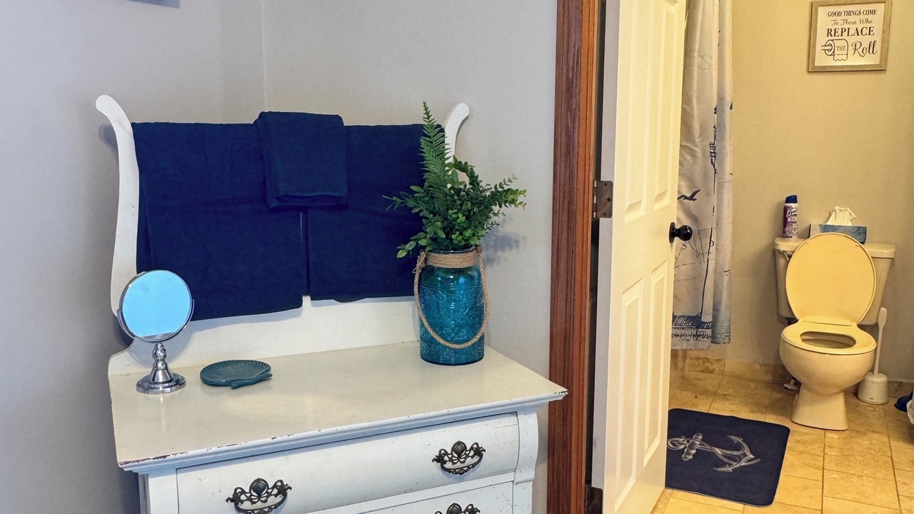 Photo of Bathroom in Sylvan Lake