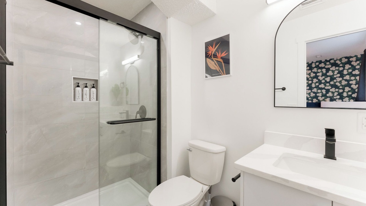 Photo of Bathroom in Crescent Heights