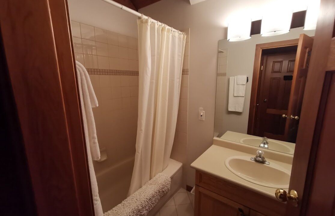 Photo of Bathroom in Nordic Estates