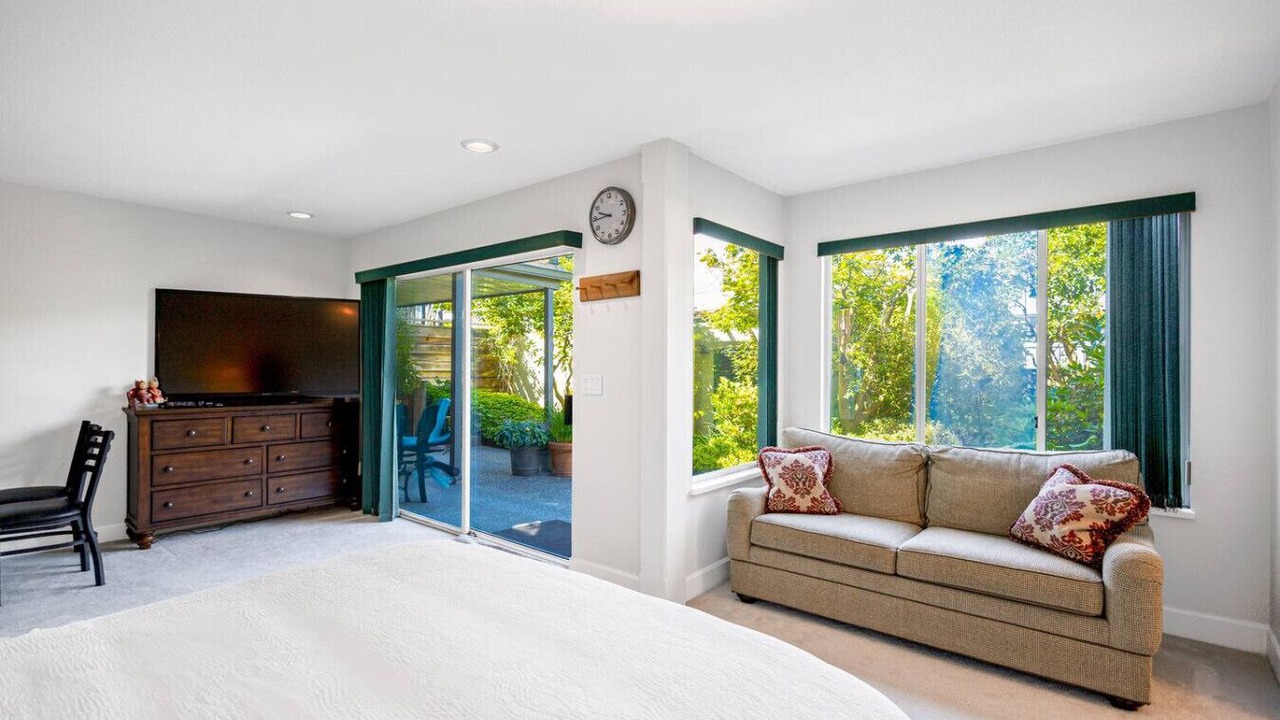 Photo of Bedroom in West Point Grey