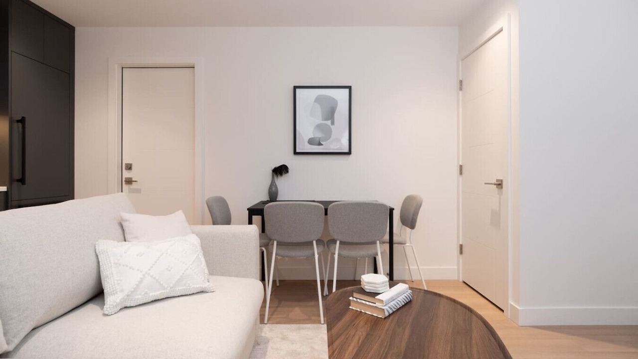 Photo of Livingroom in West Vancouver