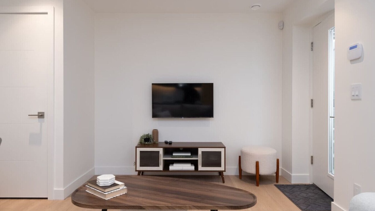 Photo of Livingroom in West Vancouver