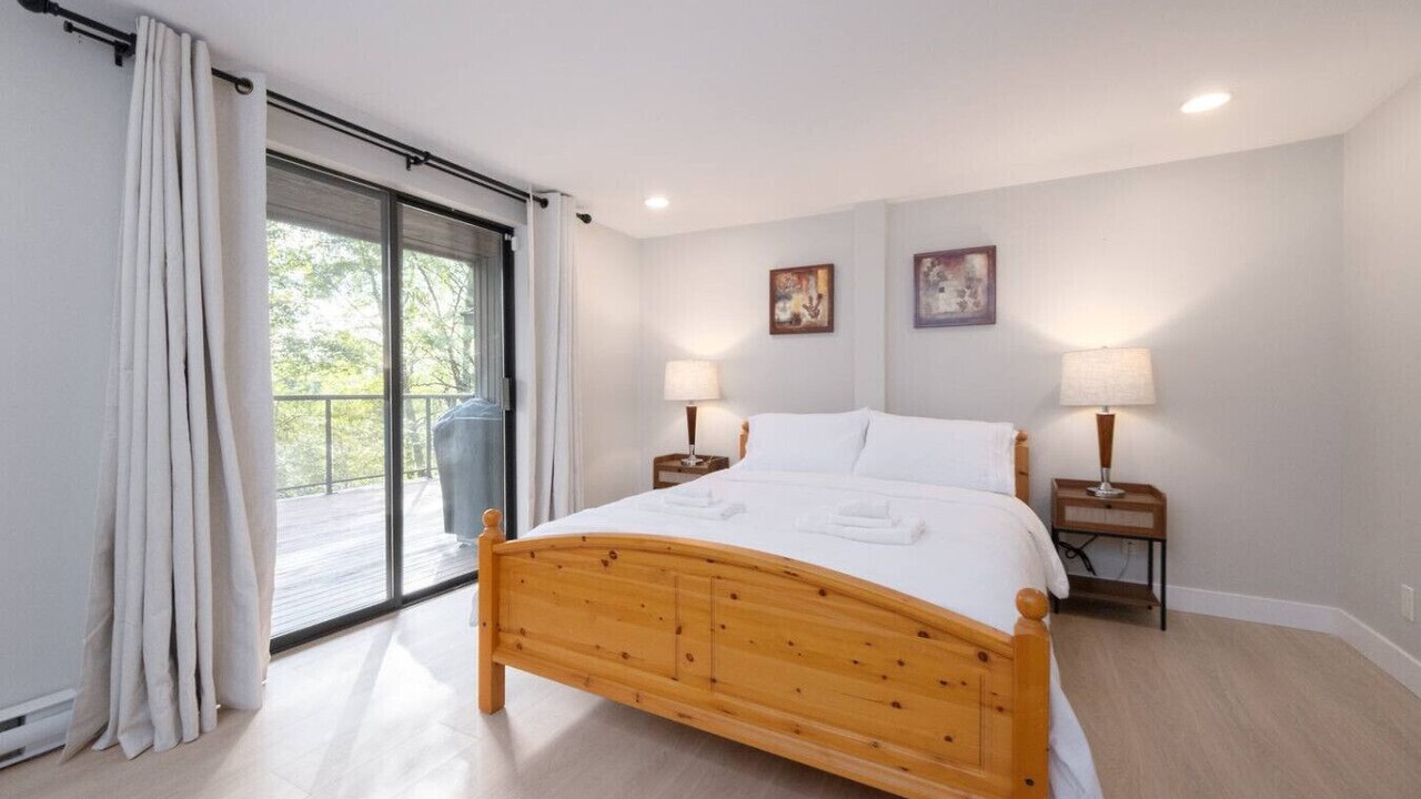 Photo of Bedroom in West Vancouver