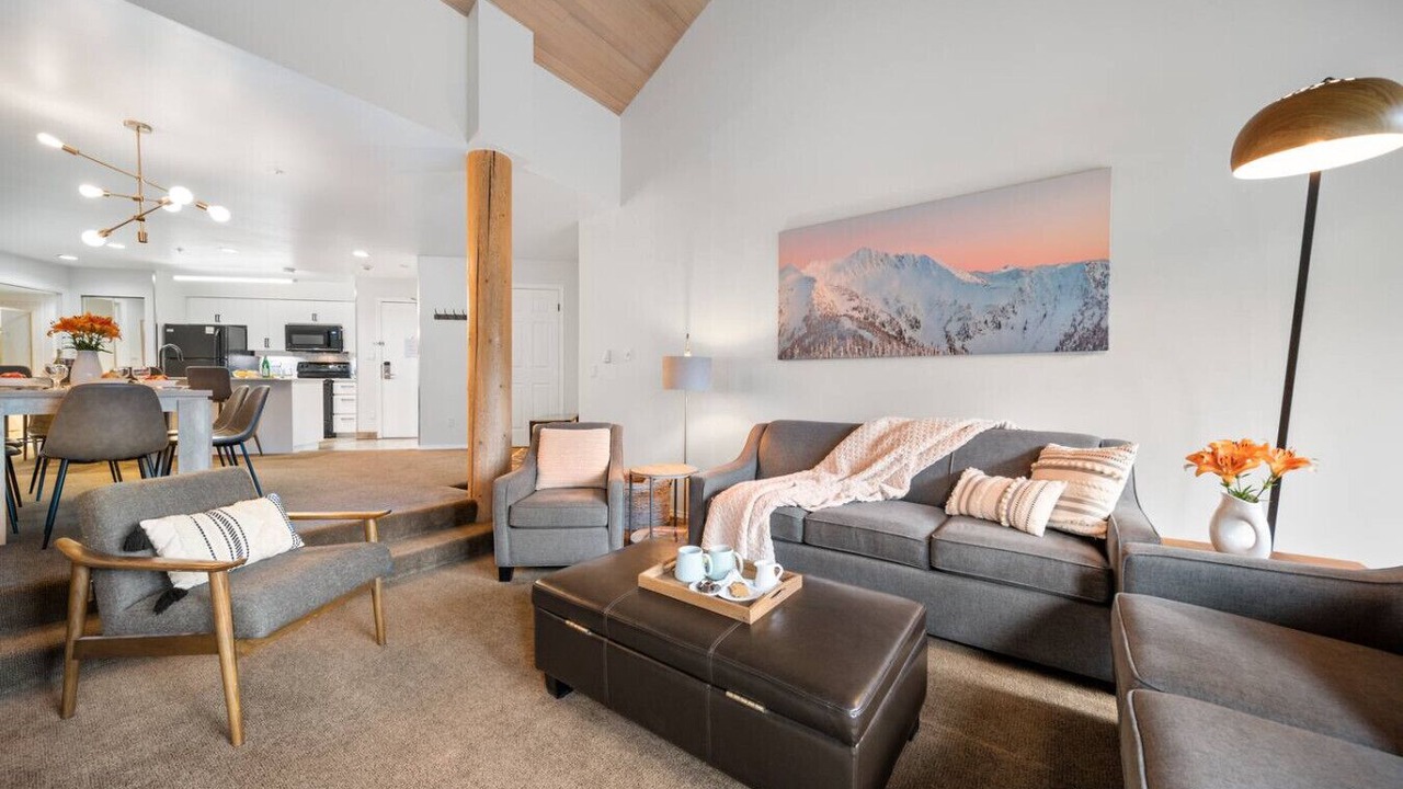 Photo of Livingroom in Blueberry Hill