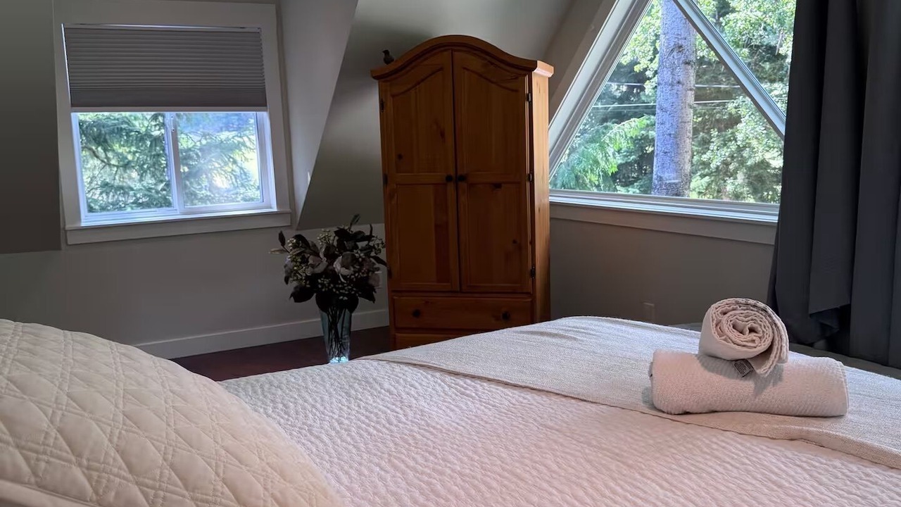 Photo of Bedroom in Anglemont