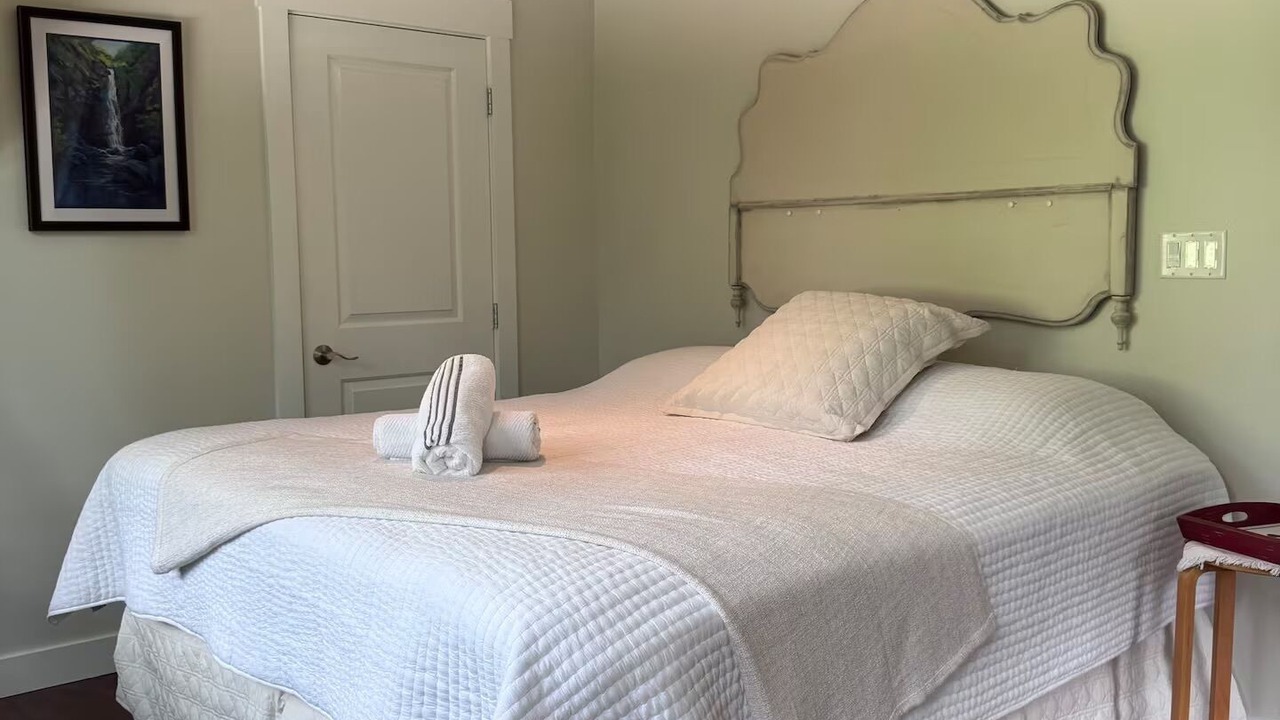 Photo of Bedroom in Anglemont