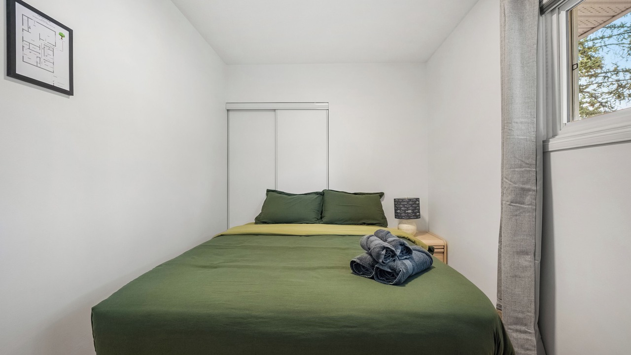 Photo of Bedroom in Haysboro