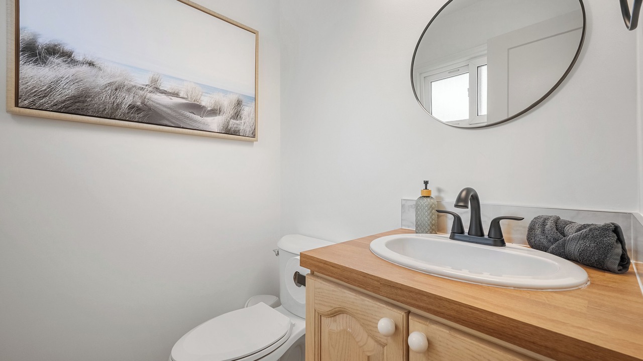 Photo of Bathroom in Haysboro