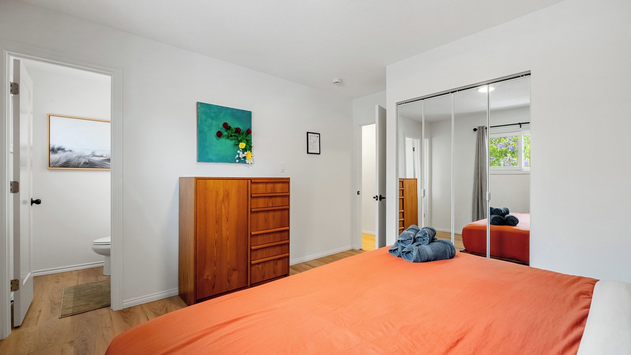 Photo of Bedroom in Haysboro