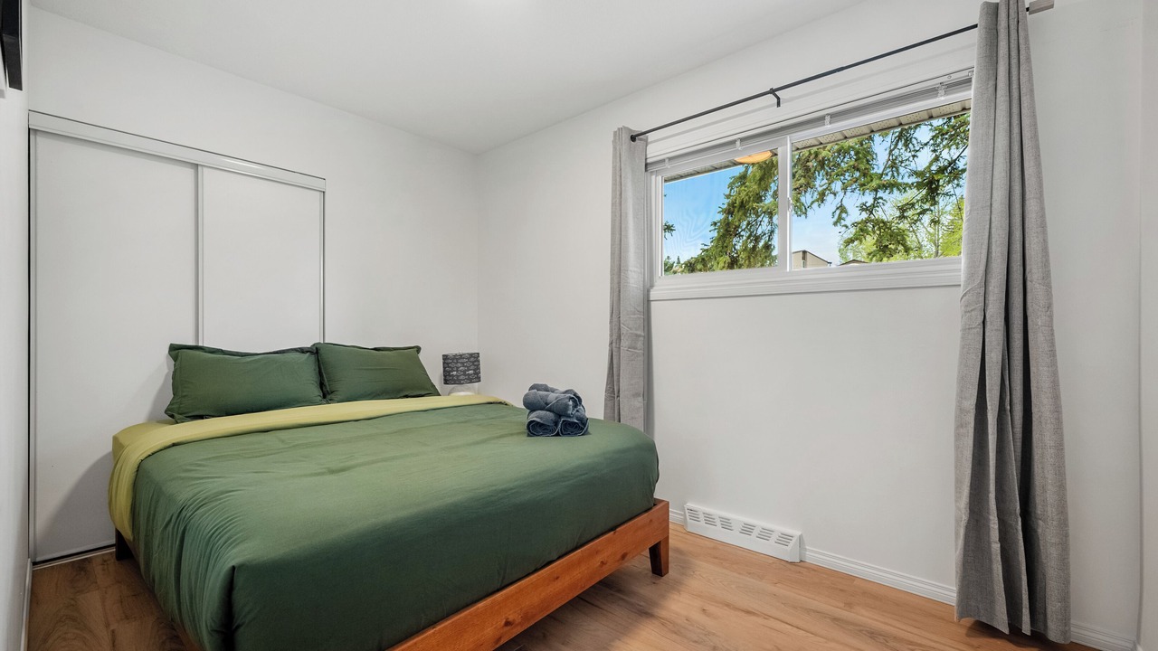 Photo of Bedroom in Haysboro