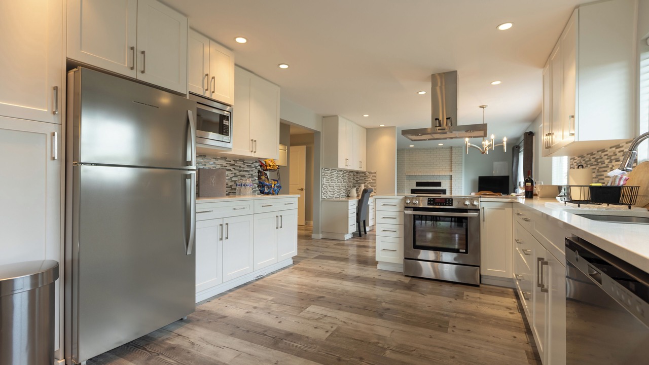 Photo of Kitchen in Metro Vancouver Regional District
