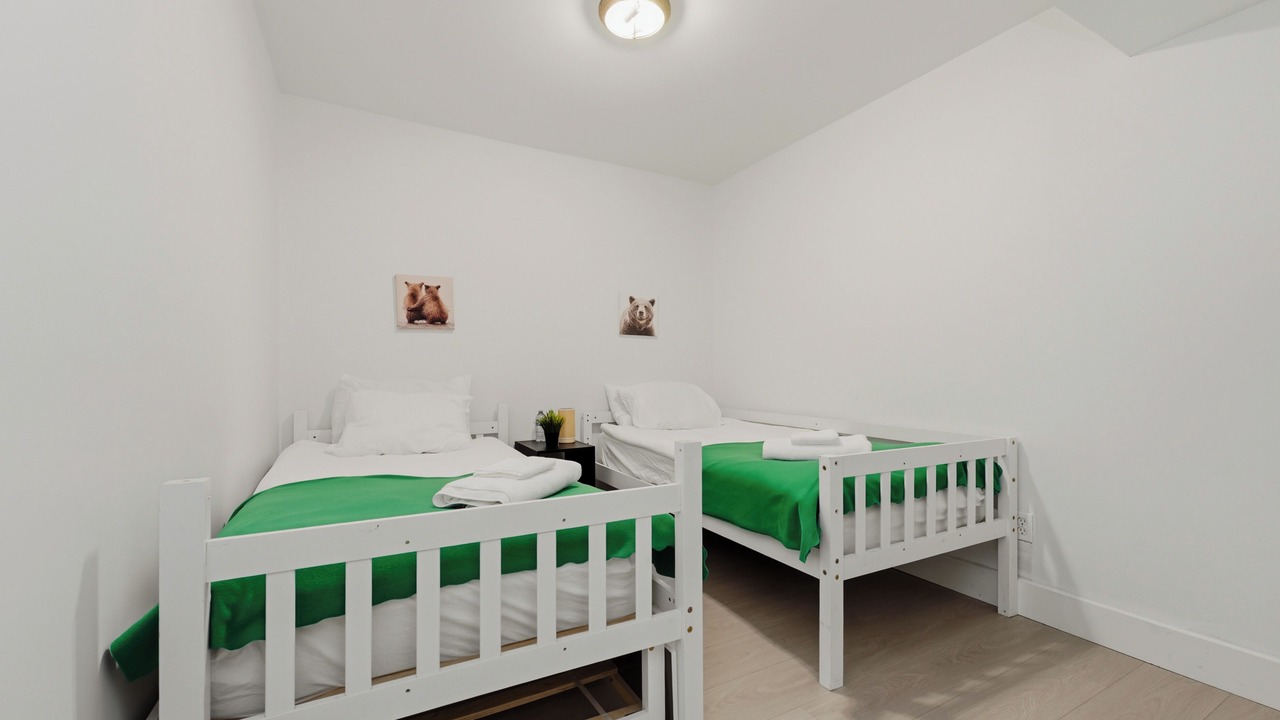 Photo of Bedroom in Kerrisdale