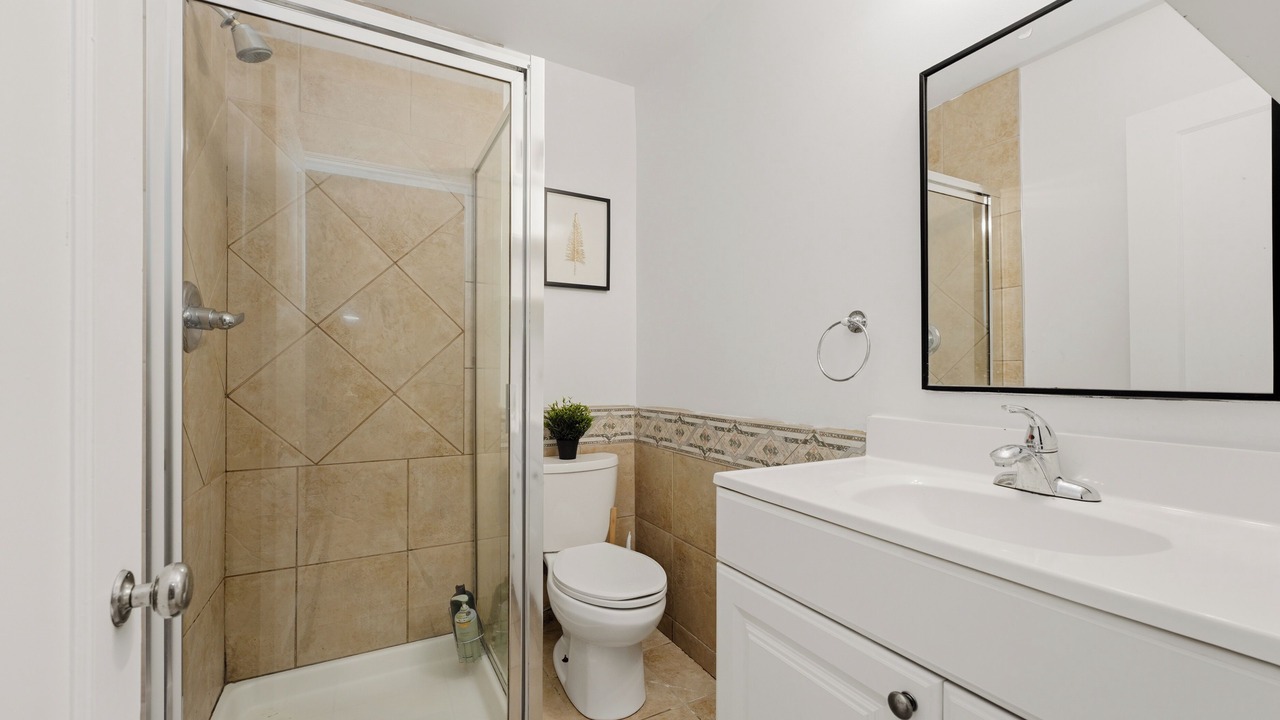 Photo of Bathroom in Kerrisdale