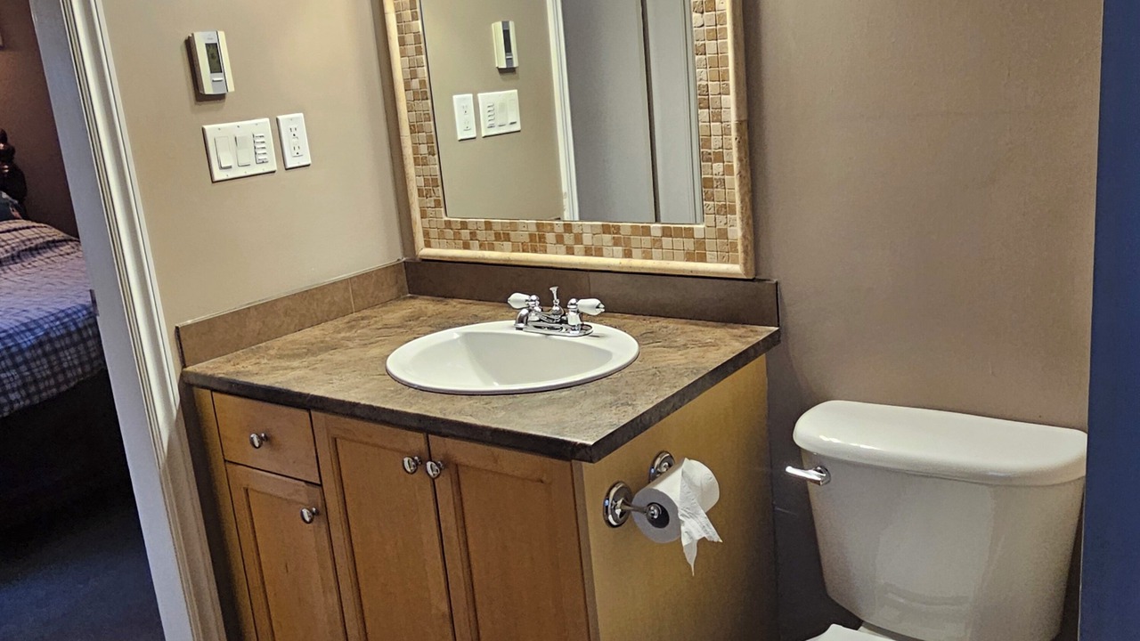 Photo of Bathroom in Saanich East