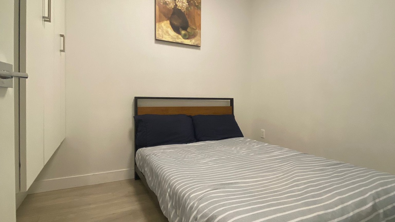 Photo of Bedroom in East Newton North