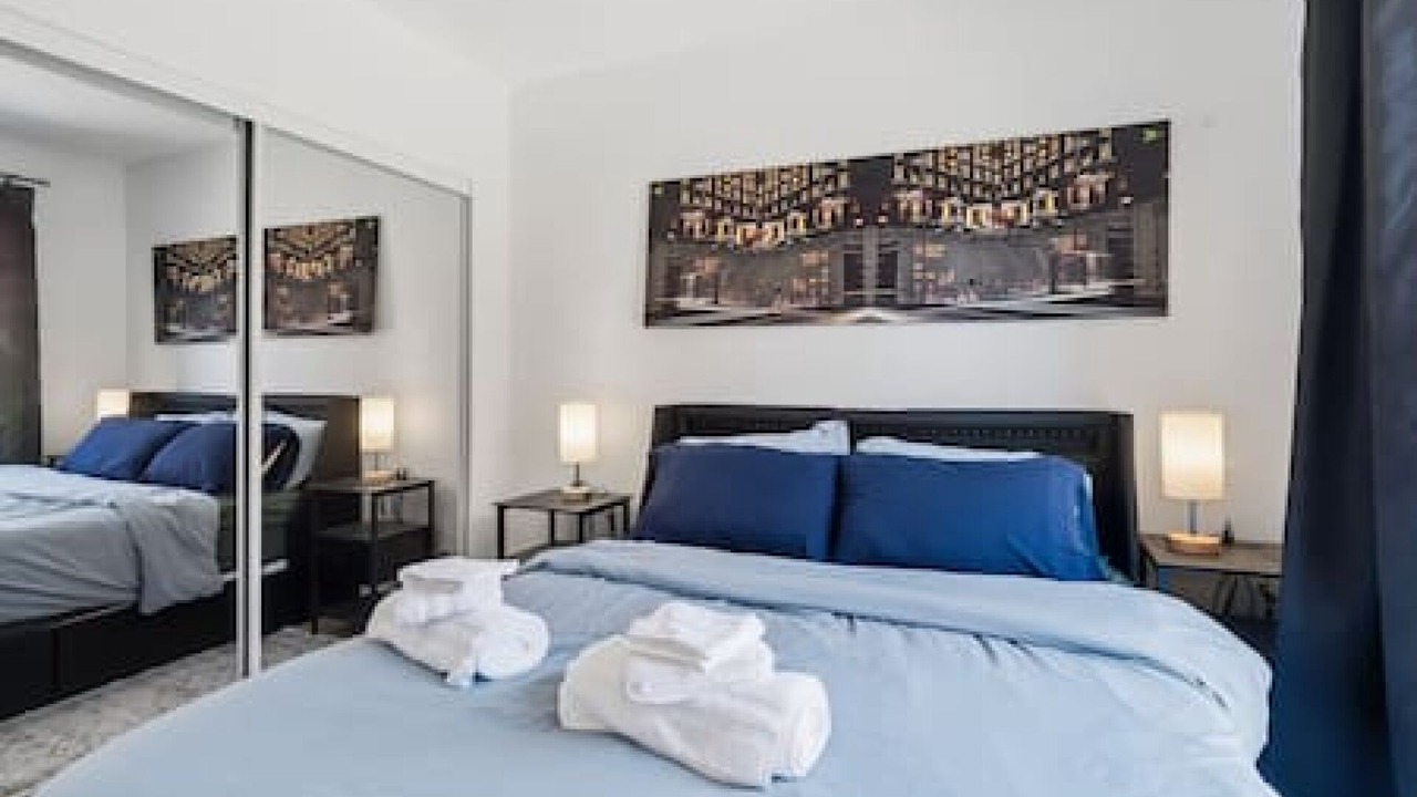 Photo of Bedroom in Downtown Eastside