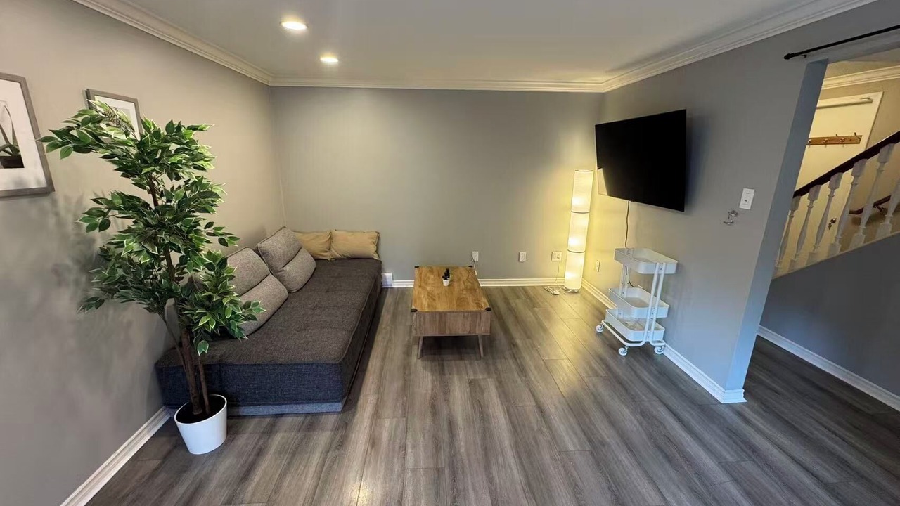 Photo of Livingroom in Steveston