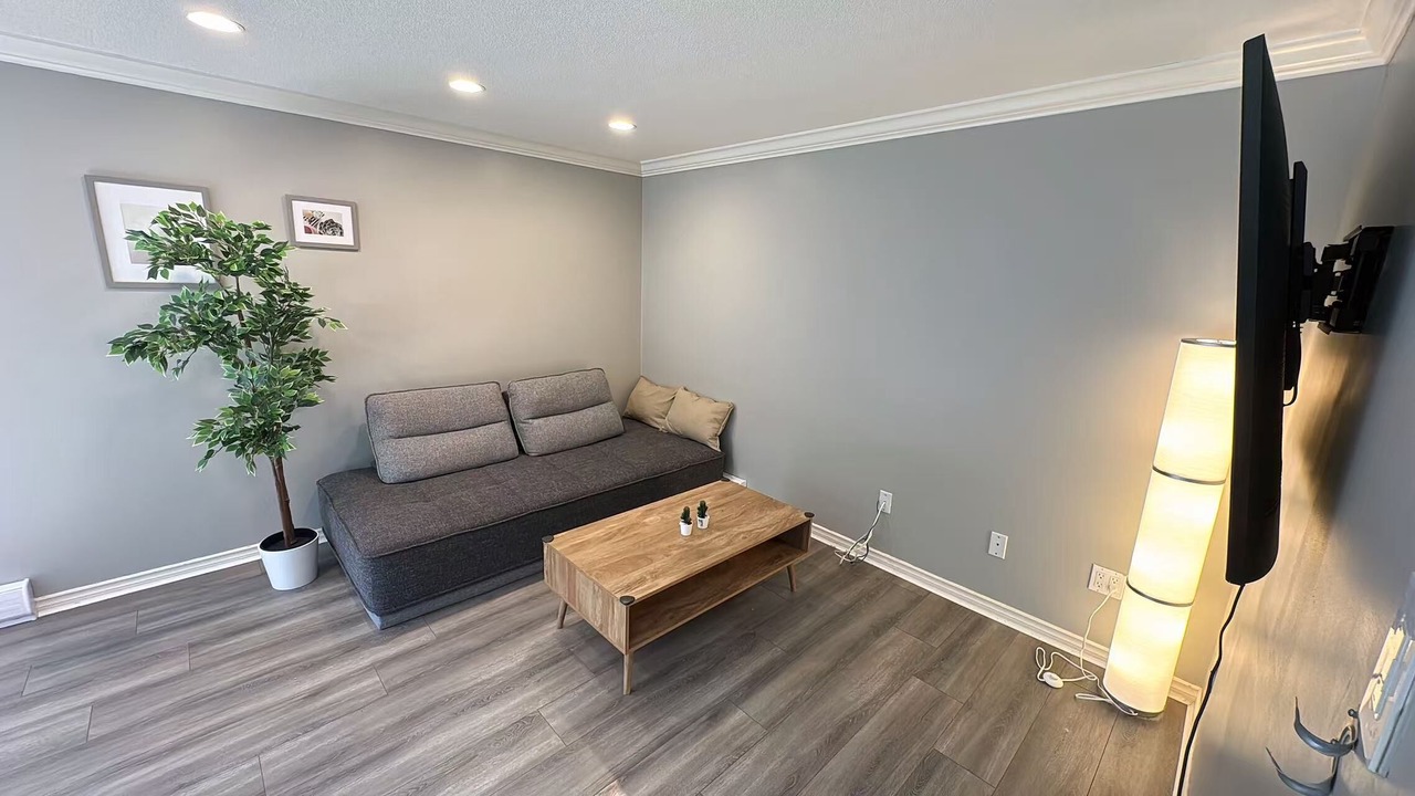 Photo of Livingroom in Steveston
