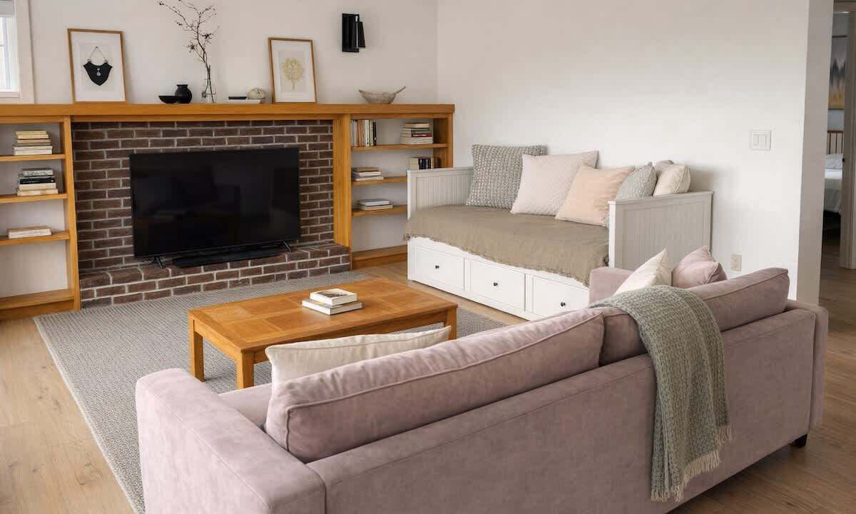 Photo of Livingroom in Halfmoon Bay