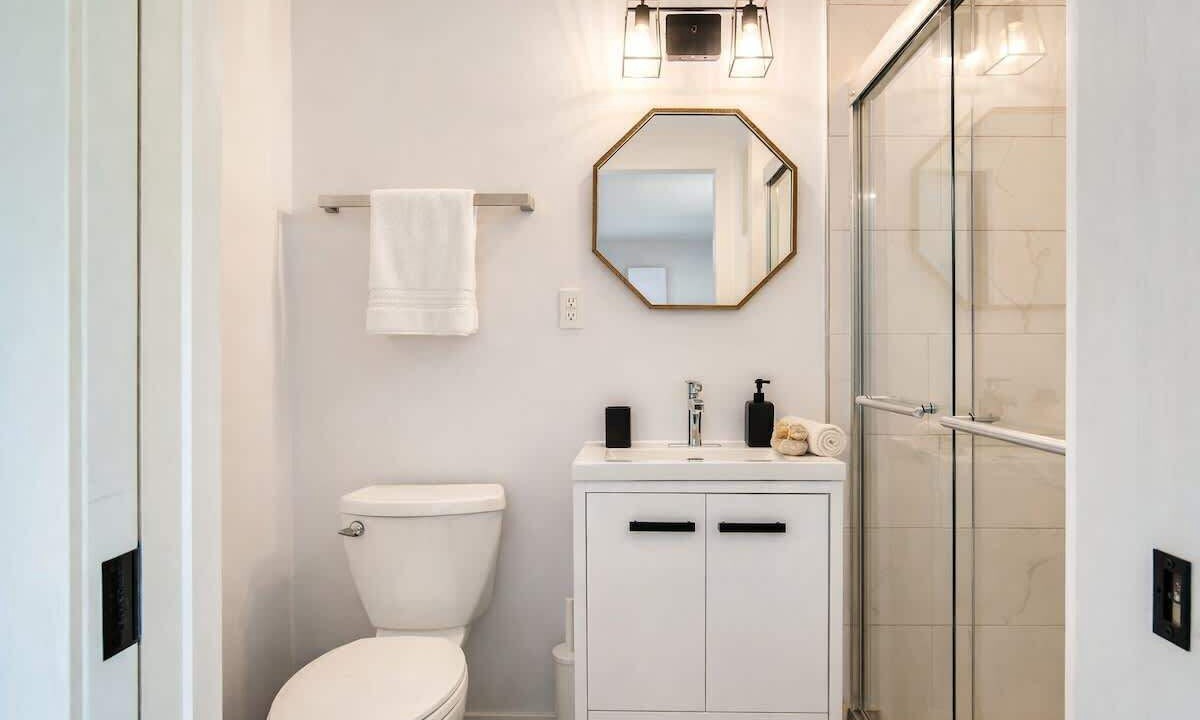 Photo of Bathroom in Halfmoon Bay