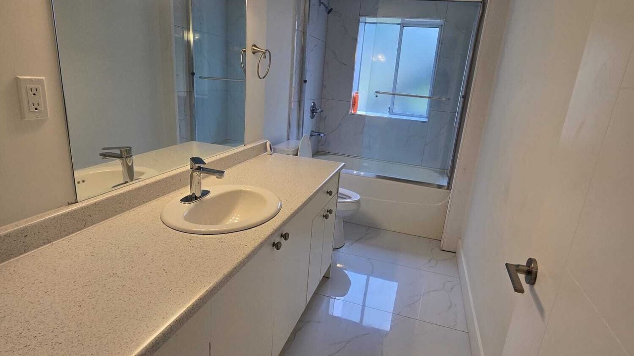 Photo of Bathroom in Townline Hill