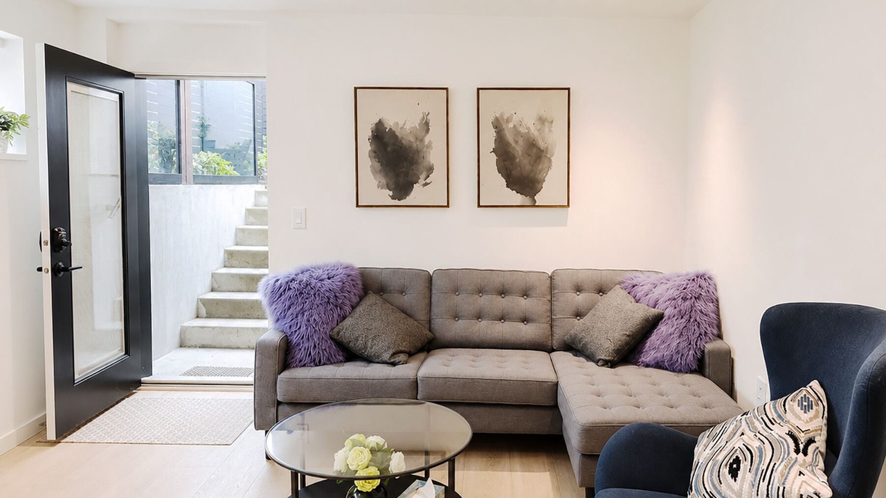 Photo of Livingroom in Kitsilano