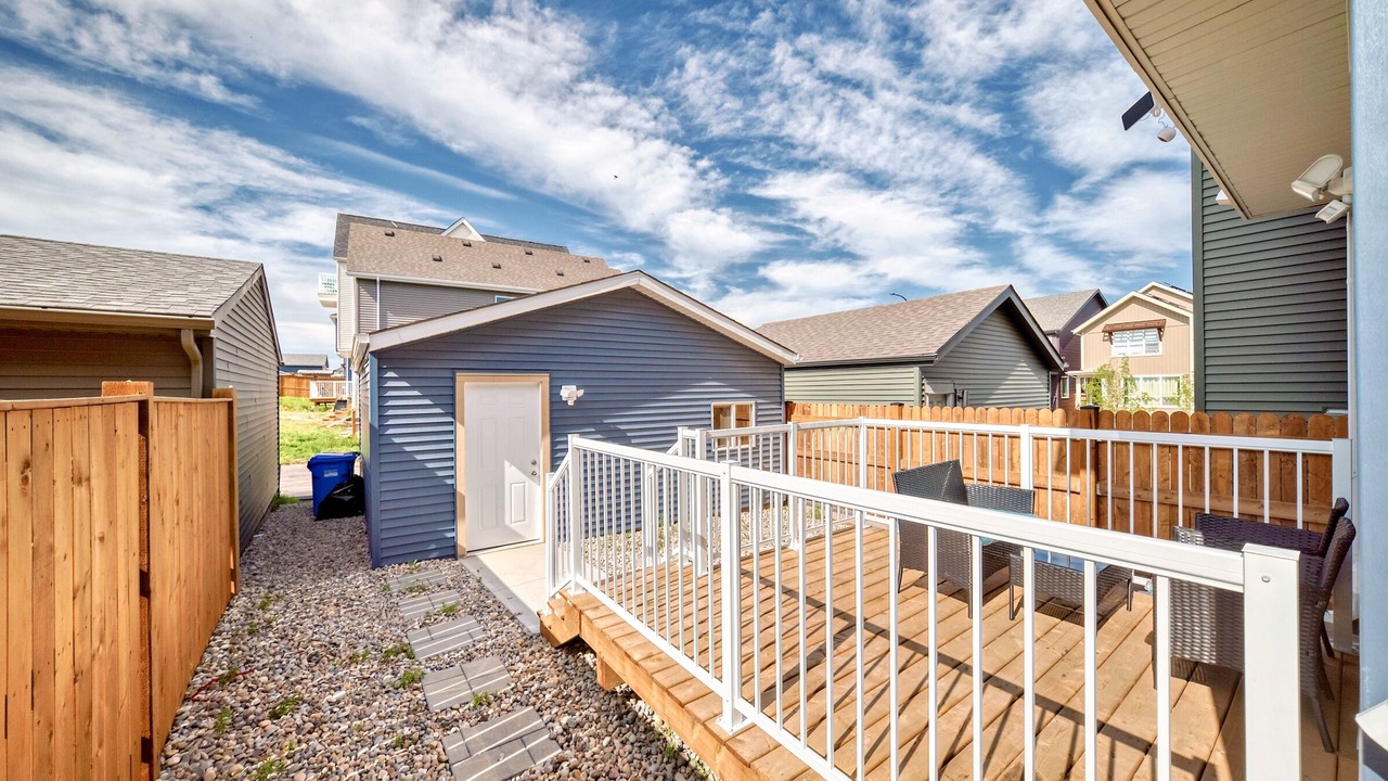 Photo of Patio Balcony in Southeast Calgary